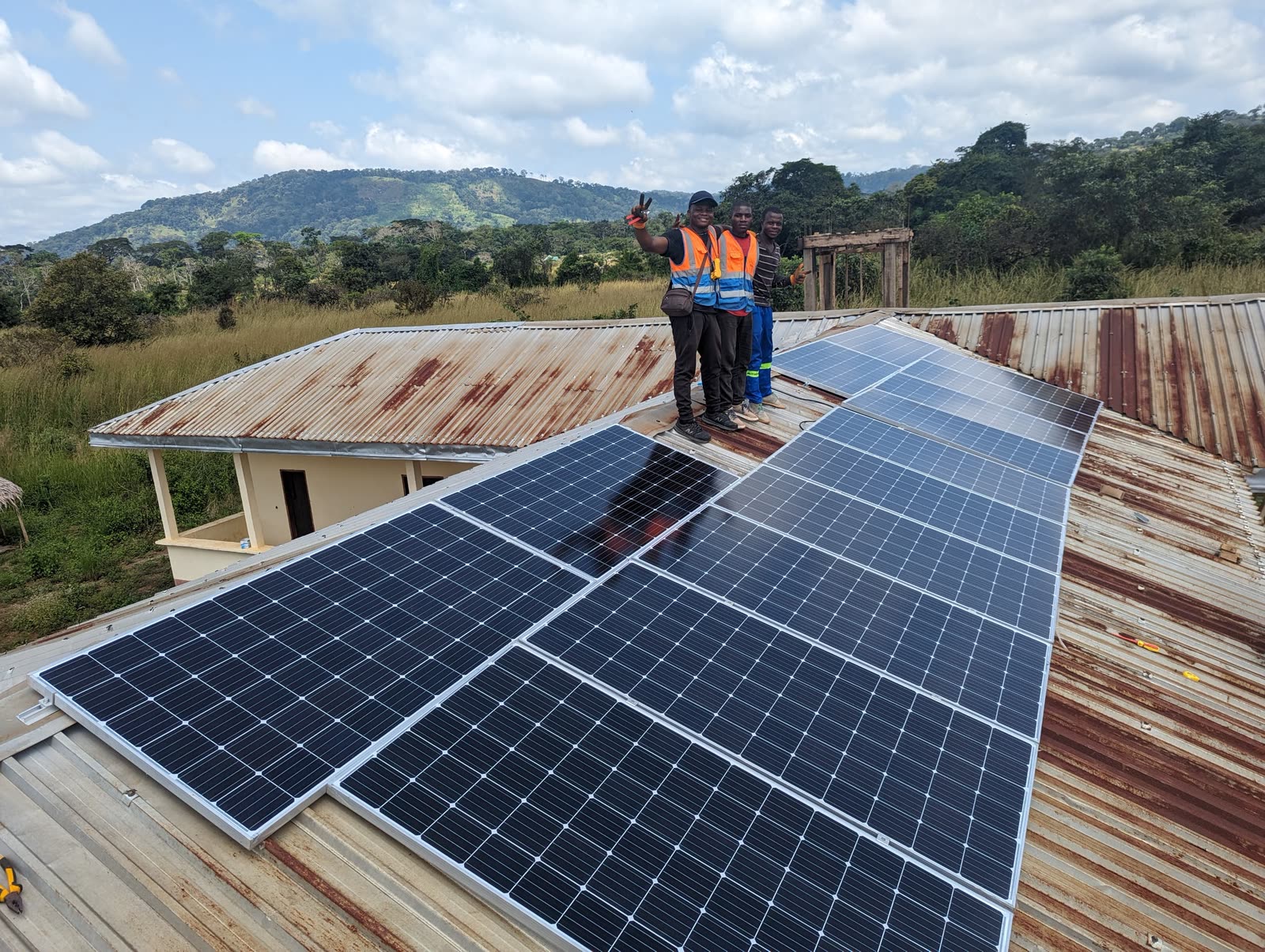 Solar power at the CSI of Beng-Beng, Ngambé-Tikar: site photo 2