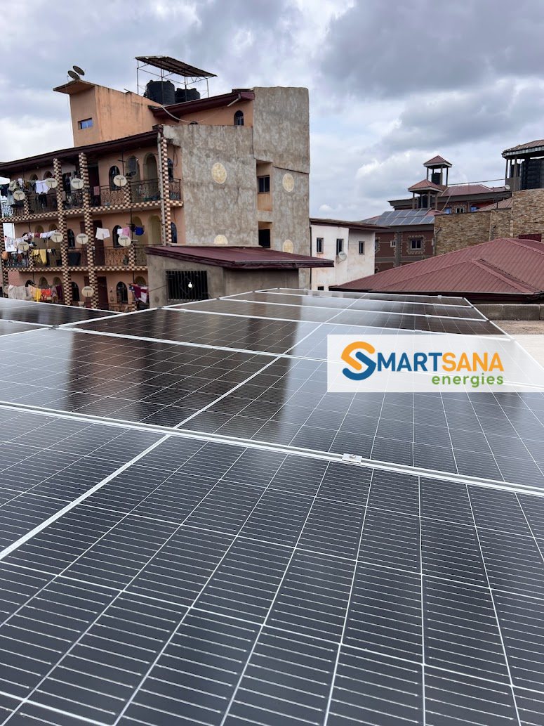 550 Wp panels mounted on the roof